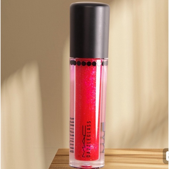 MAC DAZZLEGLASS in Love Alert - Discontinued No Box New Limited Edition - Picture 9 of 11